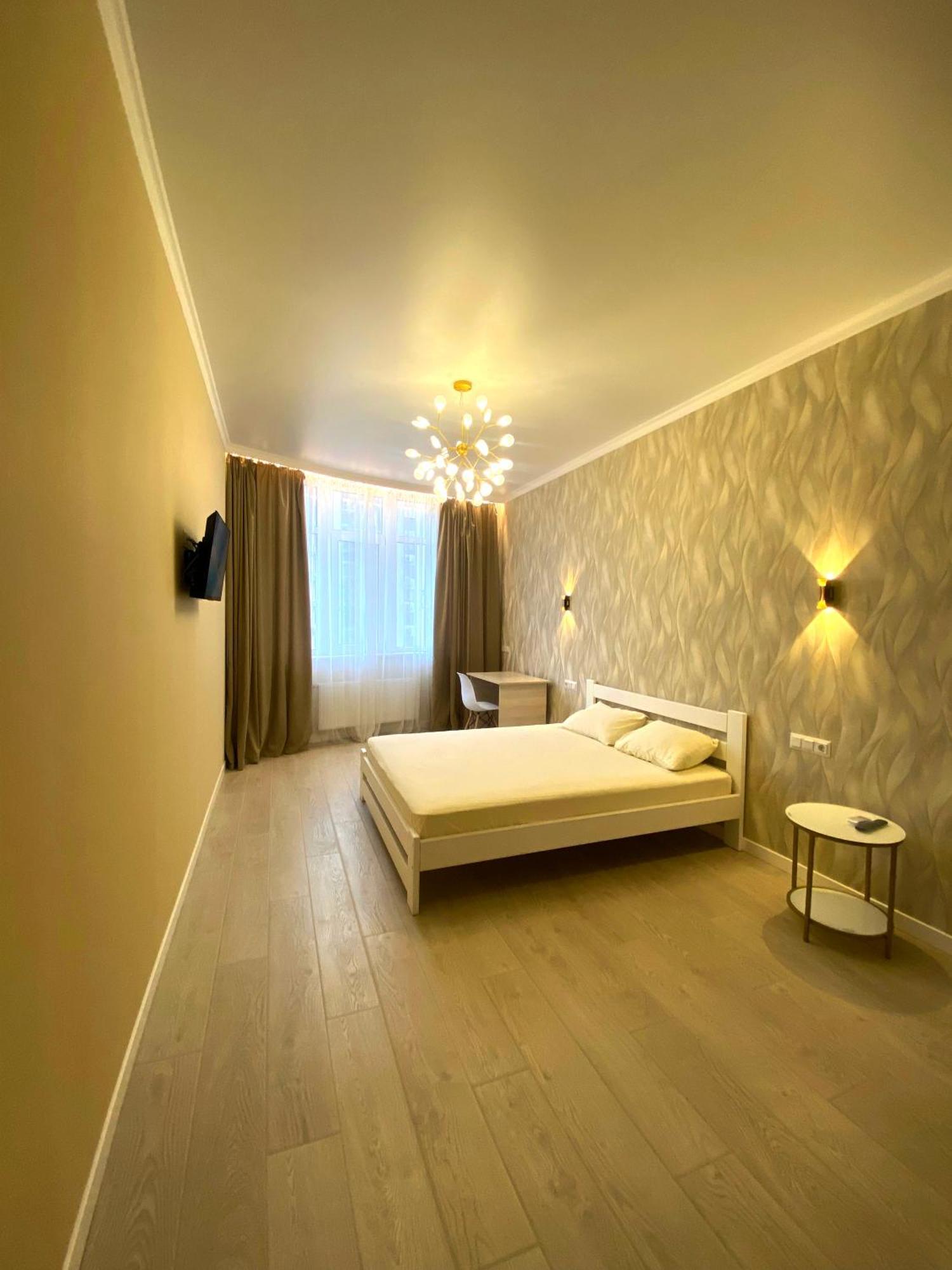 Arcadia Spacious Apartments 敖德萨 外观 照片