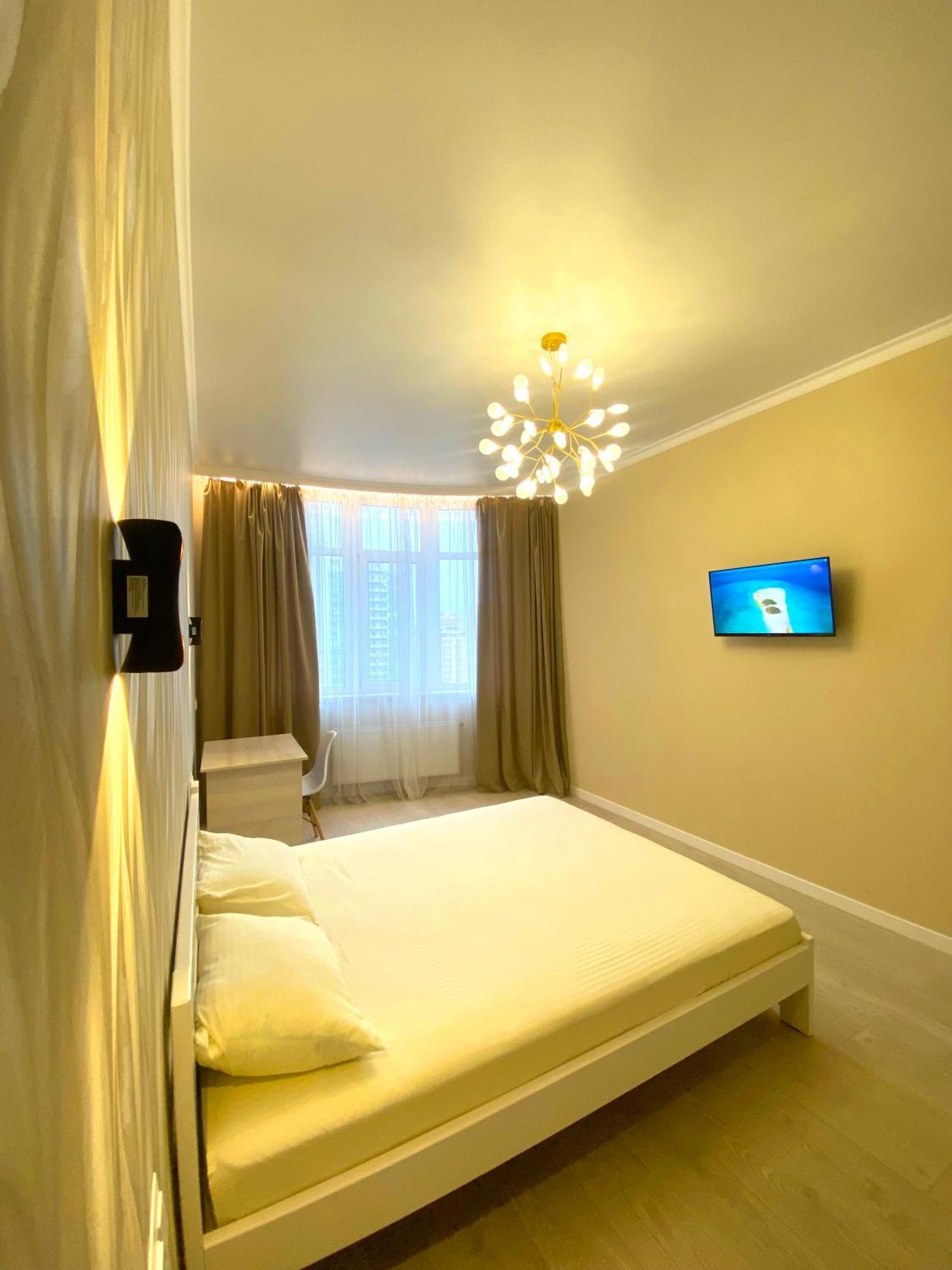 Arcadia Spacious Apartments 敖德萨 外观 照片